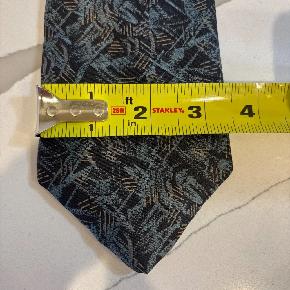 Kuppenheimer men clothiers